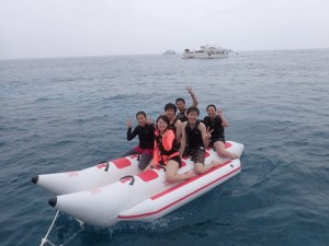 ケラマ無人島海水浴ツアー（バナナボート）