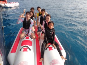 慶良間無人島海水浴ツアー（バナナボート）
