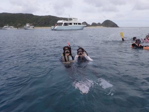 ケラマ無人島海水浴ツアー（シュノーケル）